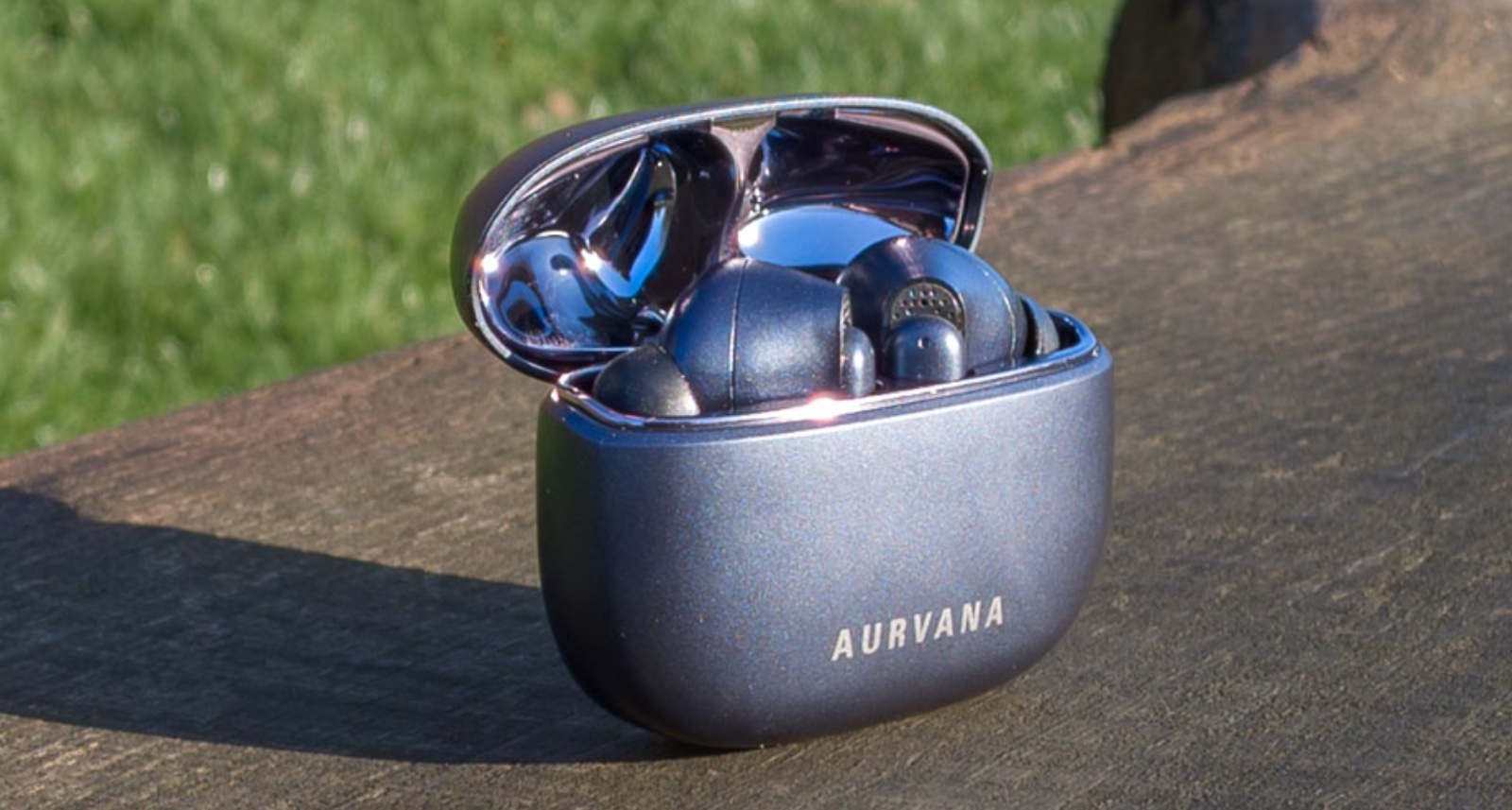 TGtech torna su Simply Radio: il 16 ottobre in regalo gli esclusivi auricolari Creative Aurvana Ace Mimi!