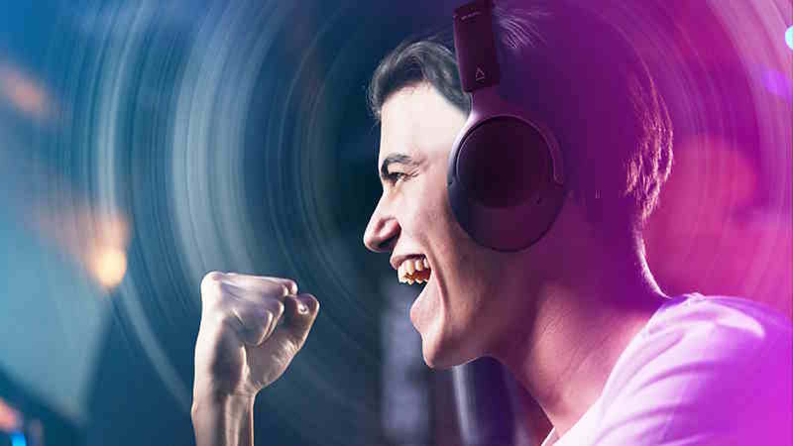 Giovedì 23 Aprile il TGTech Regala le Cuffie Creative Zen Hybrid SXFI